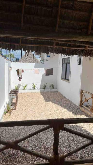 B Home Zanzibar Kiwengwa  Kültér fotó