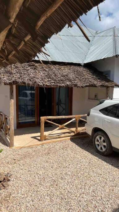 B Home Zanzibar Kiwengwa  Kültér fotó